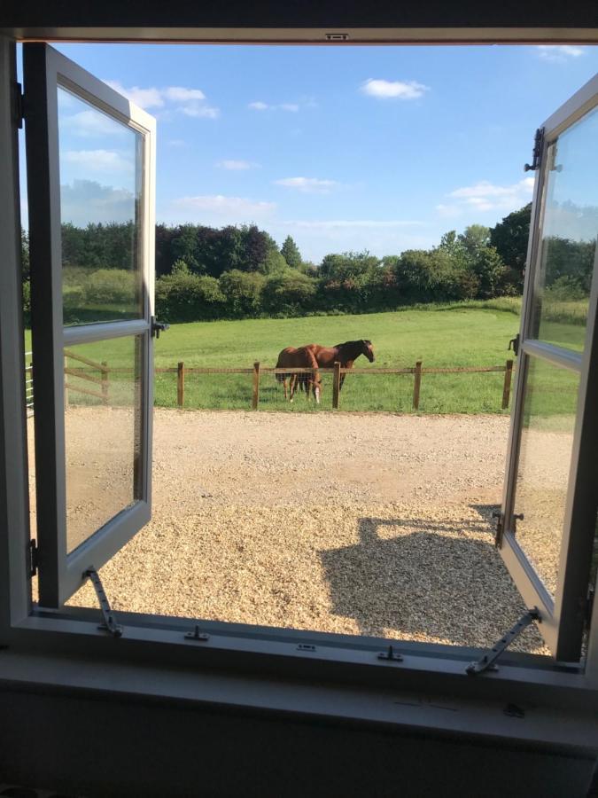 شقة Glebe Barn, Little Glebe Farm كيلتنهام المظهر الخارجي الصورة